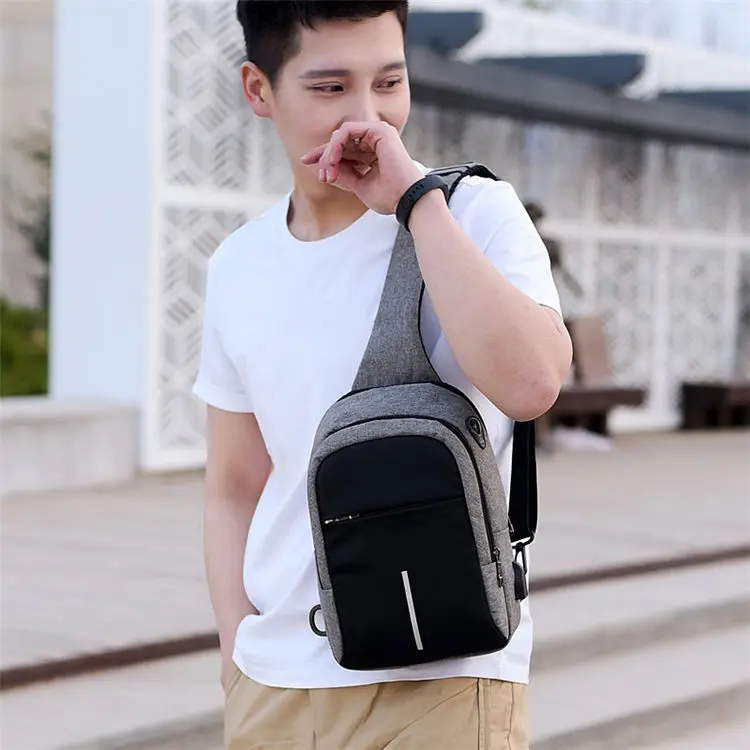 8700015472_940801427