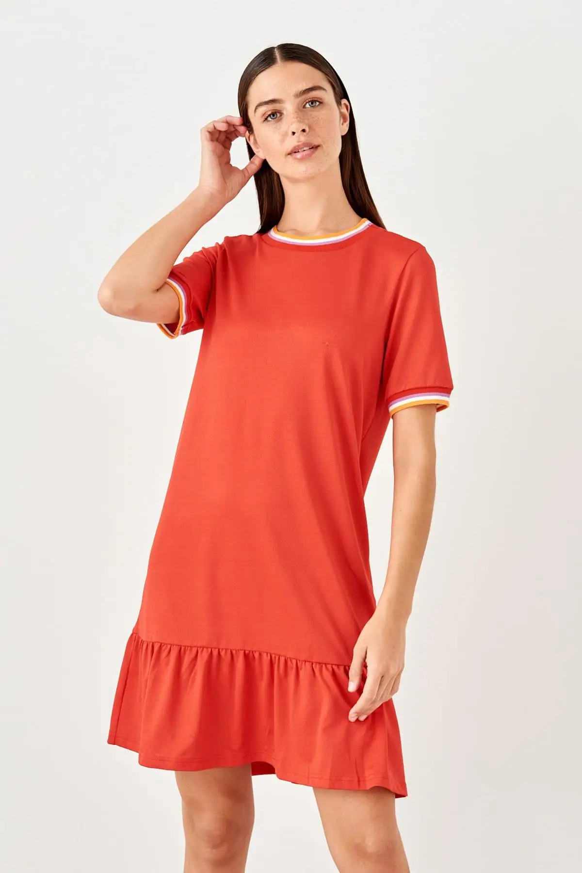 Trendyol Гранатовый Цветок Узорчатое трикотажное платье TWOSS19EH0265 | Женская одежда