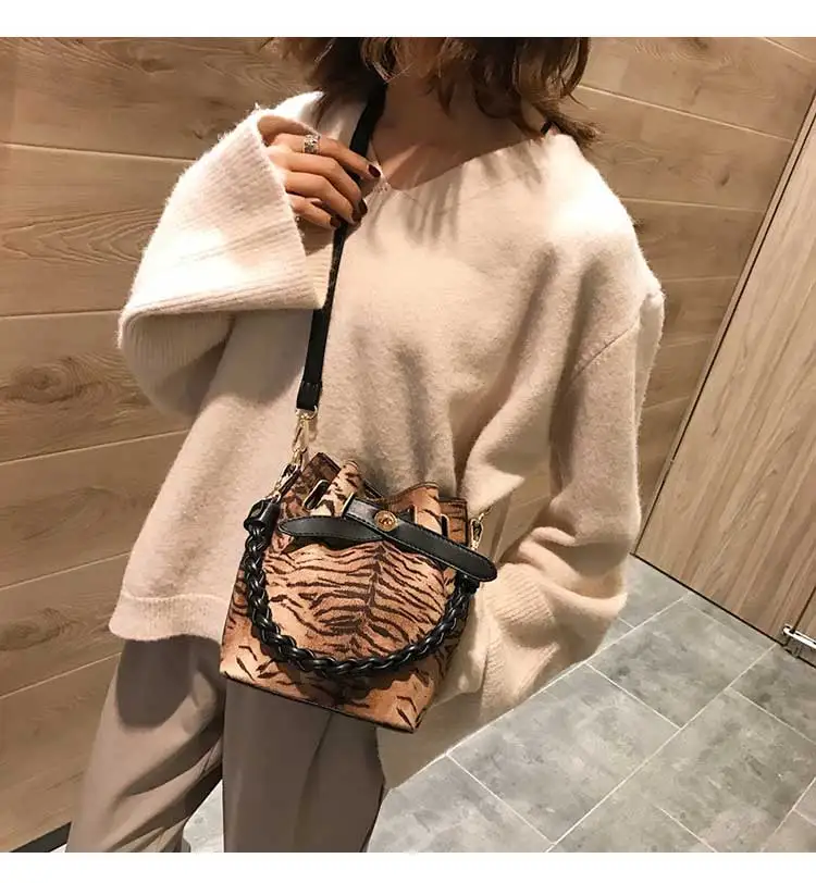 1-(19)