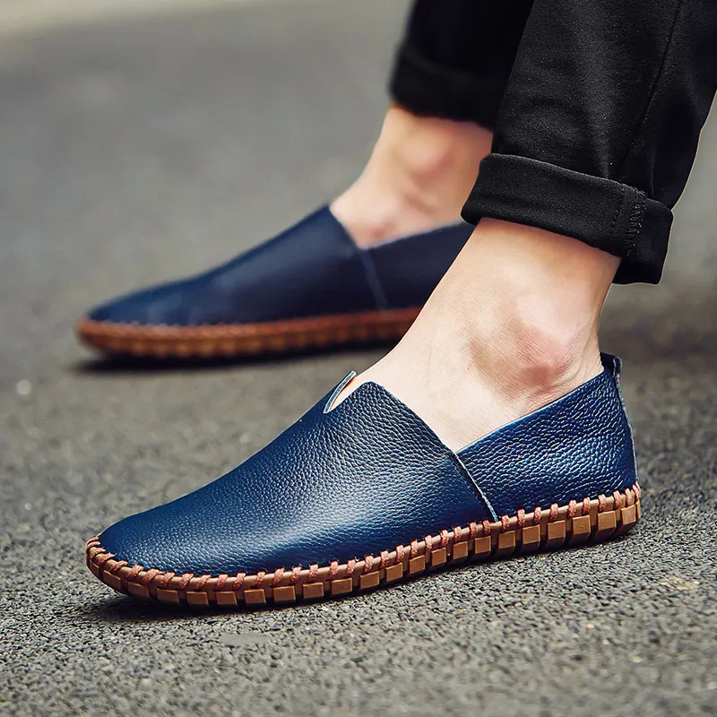 

Fashion Men's Loafers 2019 Genuine Leather Handmade Soft Breathable Men Moccasins Flats Plus Size 38~50 Slip On Driving Shoes