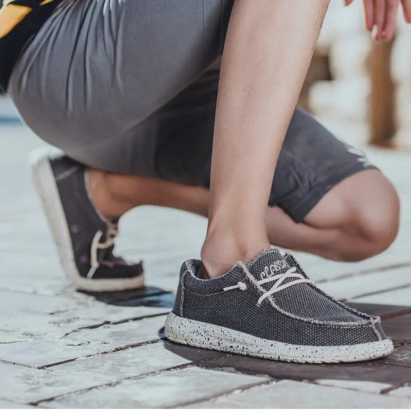 

2019 summer canvas men's shoes business casual soft-soled shoes comfortable wild men's shoes big size loafers AQ772-784 C1