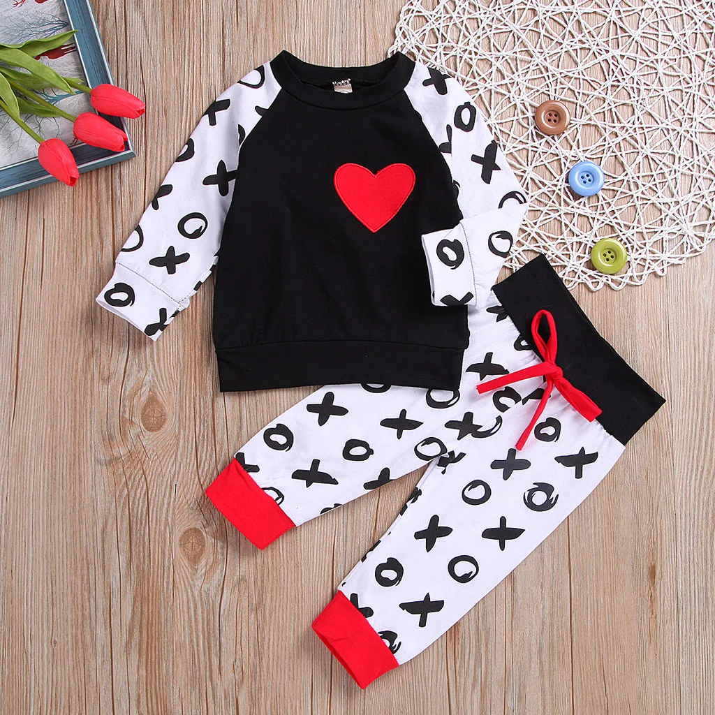 

Newborn Infant Baby Girl Boy Heart T shirt Tops Pants Clothes Valentine Set Baby Boys Girls Long-Sleeved Rompers Cartoon Infant