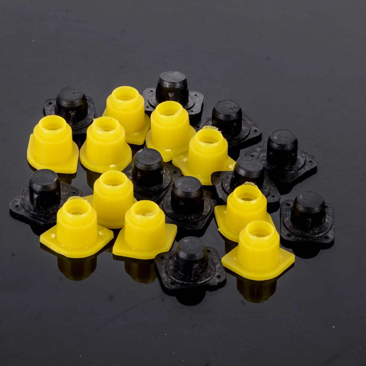 10pcs Bee Queen Bee Roller Cages + Cell Cup Holder & Fixtures Rearing Beekeeping Kit Set