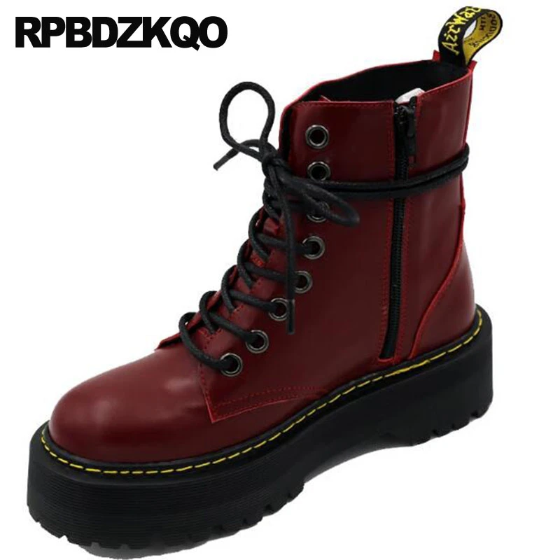 women's winter boots with red laces