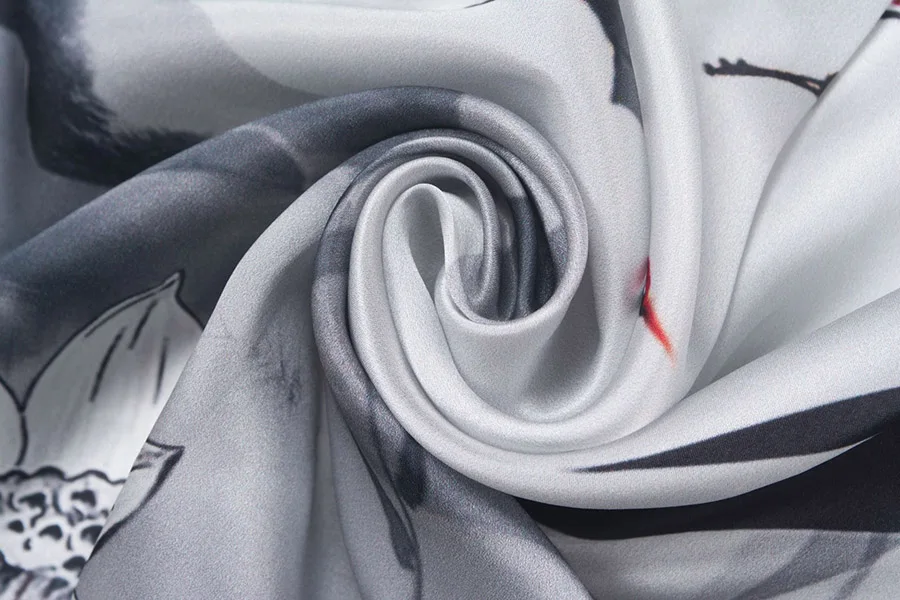 Новый атласный, Шелковый платок Для женщин длинной мантией для Демисезонный женский 100% шелковые шарфы сине-белые цветочный принт длинный