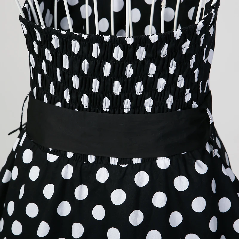 dots plus size clothing store