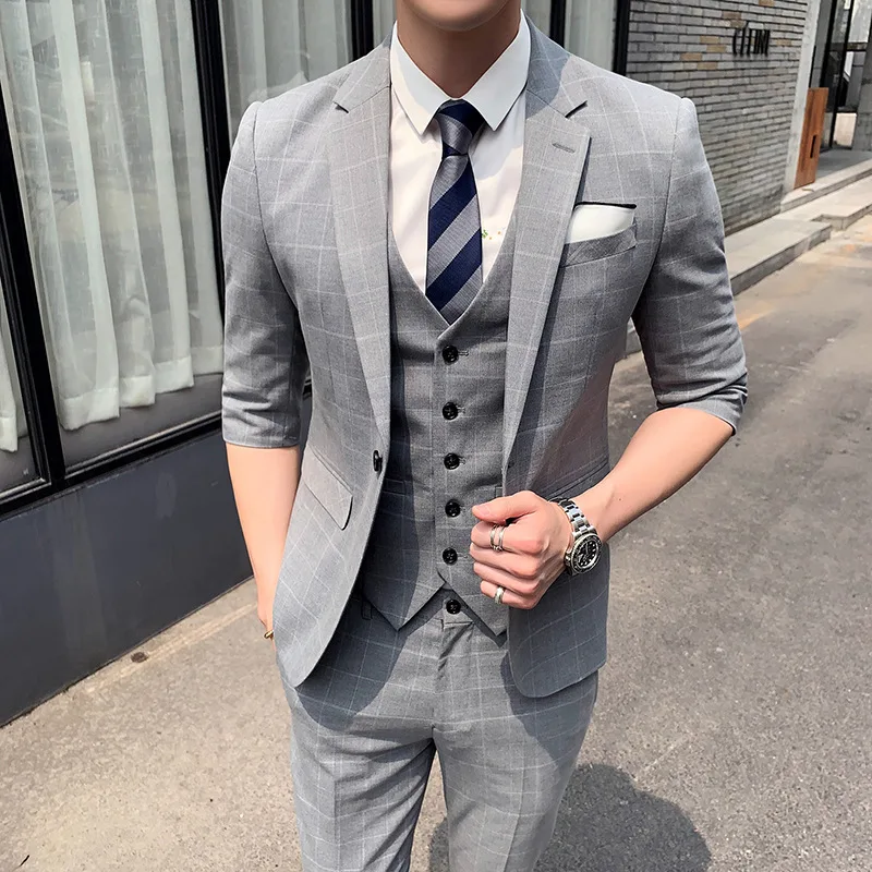 

(Jacket+Vest+Pants) Men's wedding dress 2019 summer new style Mens fashion plaid blazer suit Men Half sleeve man 3 pieces set