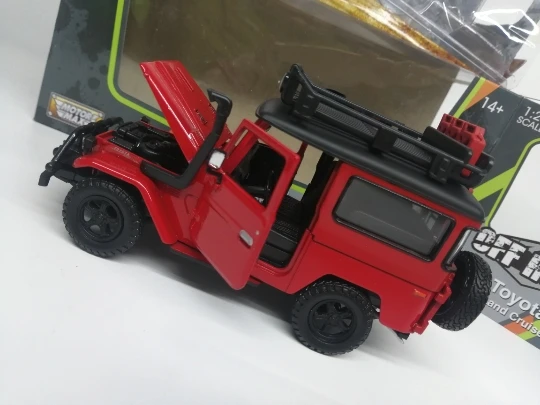 Двигатель MAX 1:24 Toyota FJ40 красный сплав модель автомобиля литья под давлением металлические игрушки подарок на день рождения для детей мальчик