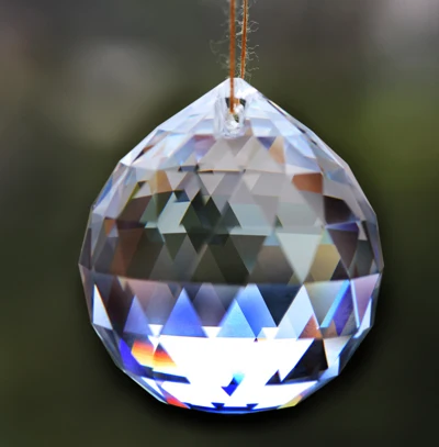 

Free shipping 5pcs/lot 40mm crystal faceted ball,crystal chandelier ball parts for wedding& fengshui products