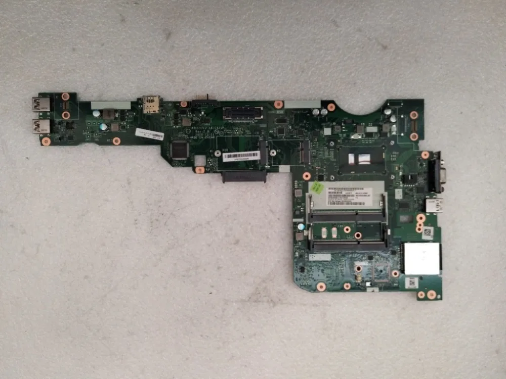 Материнская плата для ноутбука Thinkpad L560 i5 6200U. FRU 01LV947 01AY818 01LV943 00UR181 01LV944 00UR709 00UR182 01LV945