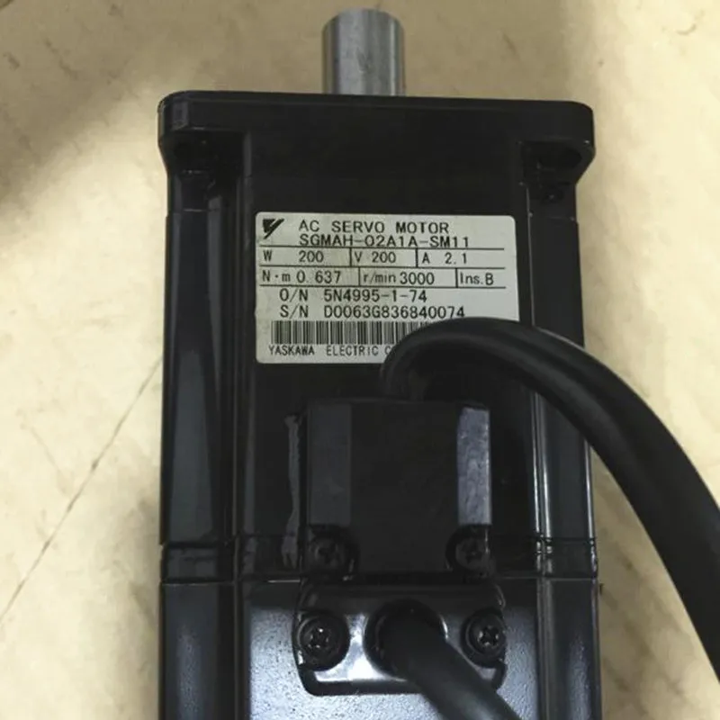 

AC SERVO MOTOR SGMAH-02A1A-SM11 Used Tested Working