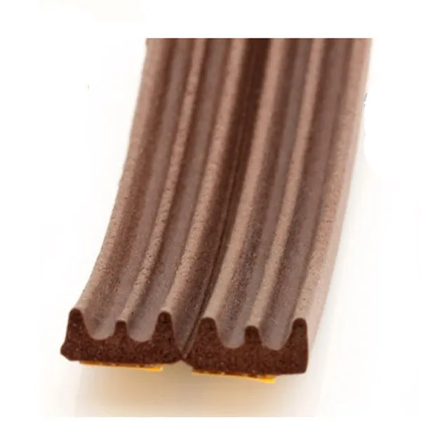 4423