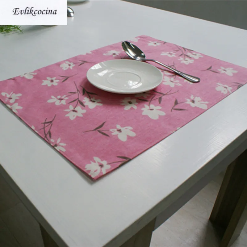 Free Shipping 4 Pcs Small Flowers Pink Placemats Kitchen Accessories