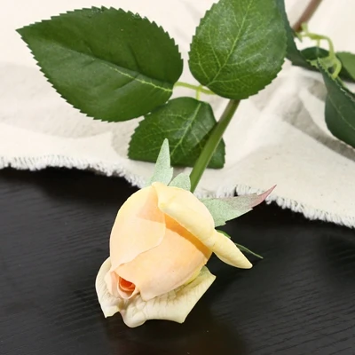 1 шт. Шелковая Роза искусственная Цветы Реальные на ощупь розы цветы для дома Свадебные украшения Вечеринка день рождения подарок матери - Цвет: C champange 3