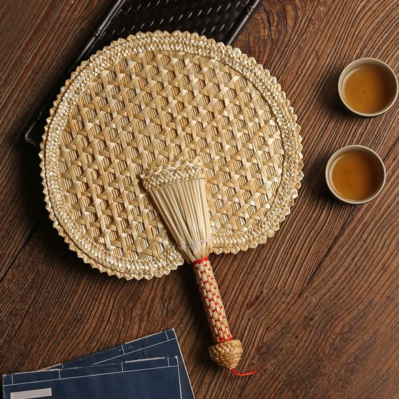 New-Hand-Woven Woven Straw Hand Fan Old Summer Natural Hand Fan Environmentally Friendly Hand-Woven Fan Decorative Round Fan