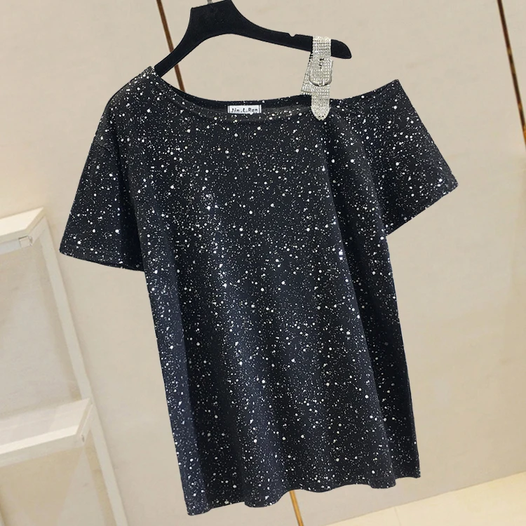 

Leaky Shoulder T-shirt Female Short-sleeved Loose Long Section 2019 New Korean Summer Studded Shoulder Strap Paint Point Top