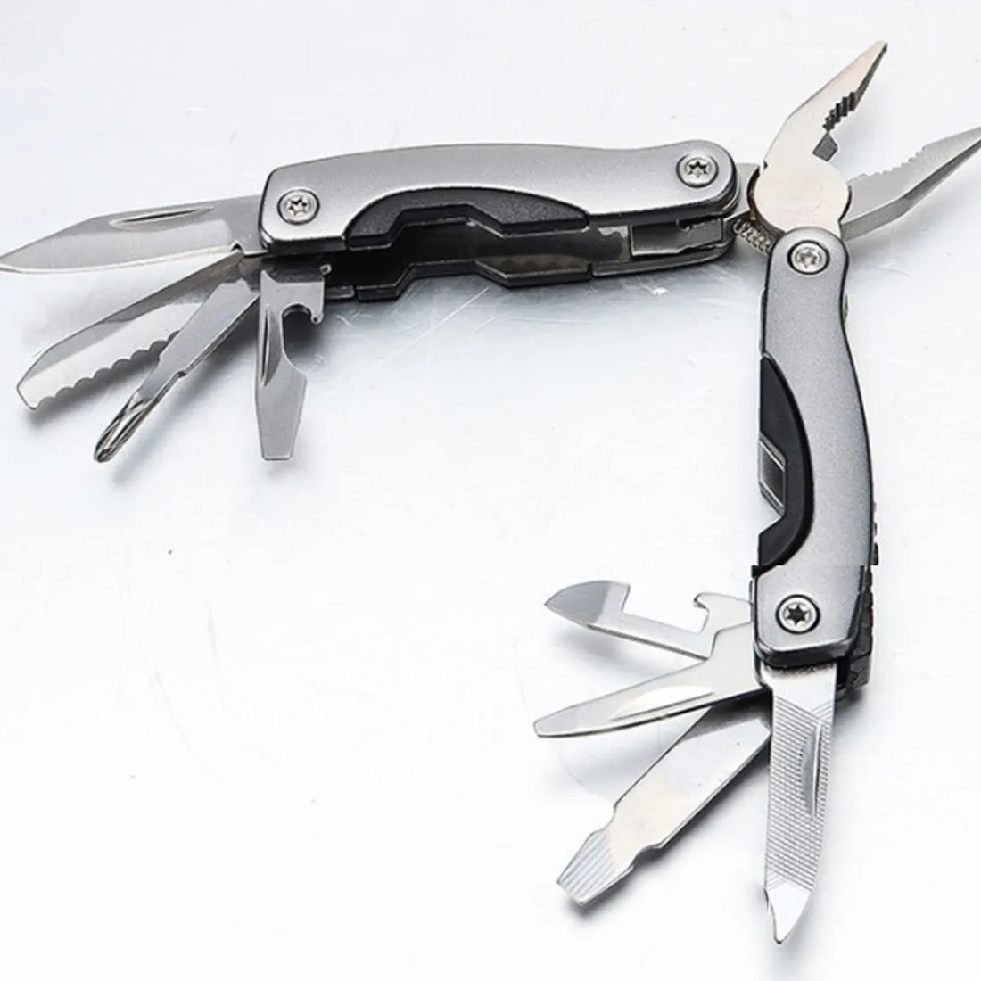 Multitool Pliers Serrated Knife Jaw Hand Tools Pro Outdoor+Screwdriver+Pliers+Knife Multitool Knife Set Survival Gear Multitool Pliers Serrated Knife Jaw Hand Tools Pro Outdoor+Screwdriver+Pliers+Knife Multitool Knife Set Survival Gear