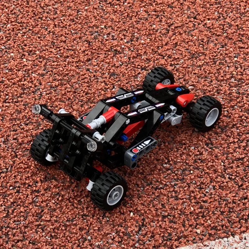2222(8)