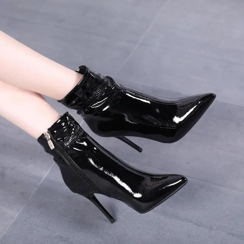 

2019 new Martin boots women's soft patent leather stiletto skinny boots autumn winter pointed high-heeled boots women's boots