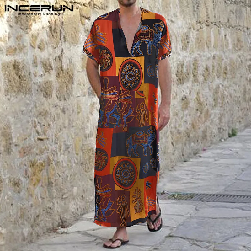 

INCERUN Men Muslim Kaftan Printing Arabic Abaya Jubba Thobe Cotton Short Sleeve Cotton Retro Robes Male Dubai Islamic Clothing