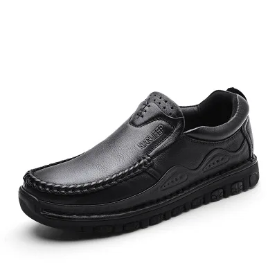 

2018 casual autumn and winter new leather men's British fashion sports casual top layer leather loafers