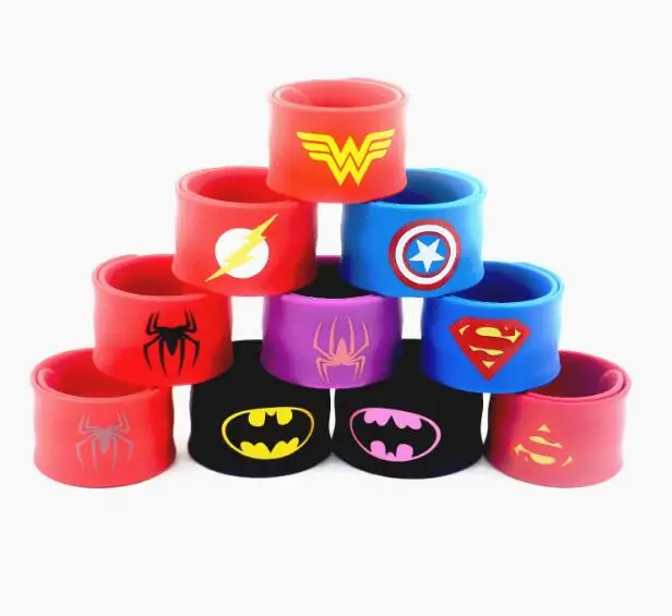 Новинка 12 шт. популярный микс Супермен Бэтмен чудо-женский браслет браслеты из ПВХ для мужчин и женщин ювелирные изделия подарок модные аксессуары H-1