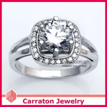Carraton RSQD1058 Alta Calidad CZ Diamond Espléndida Grande Genuino 925 Anillo de Plata de Compromiso