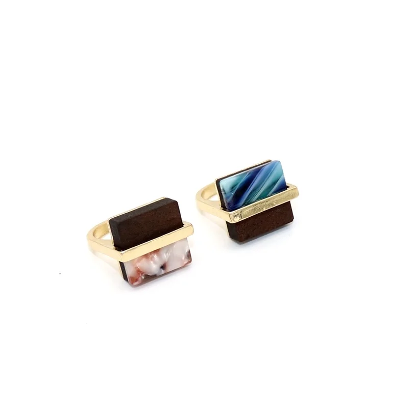 

Sqaure Acetic Acid Acrylic & Wood Rings Fashion Inner Dia 1.7cm Gold Color Brincos Pendientes Jewelry for Women