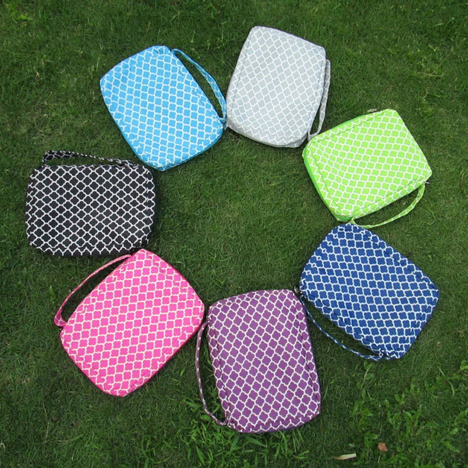 028-quatrefoil bible cover