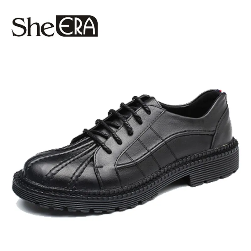 

New Fashion Plus Size Vintage Leather Men's Shoes Business Formal Brogue shell Toe Carved Oxfords Vintage Wedding Dress Shoes