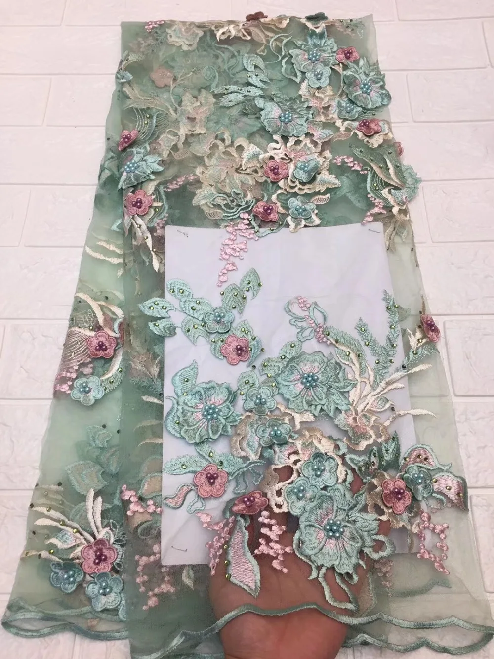 

Wedding 3d Appliques Bridal Fabric, Luxury green Lace Fabric, Nigerian Lace Fabric 5 yards With beads and stones