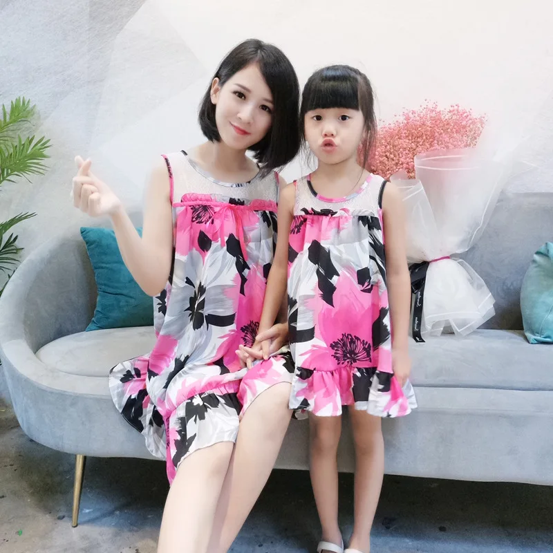 

Sleeveless Mama And Daughter Dress Knee-length Dress Mother Daughter Matching Clothes Women Children Dress Family Look