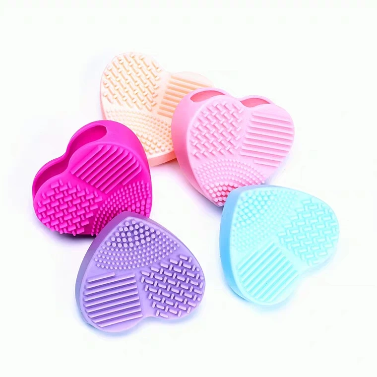 Силиконовая губка для удаления макияжа сердце дизайн кисти для макияжа очищающие яйца кисти для макияжа перчатка для чистки 4 цвета