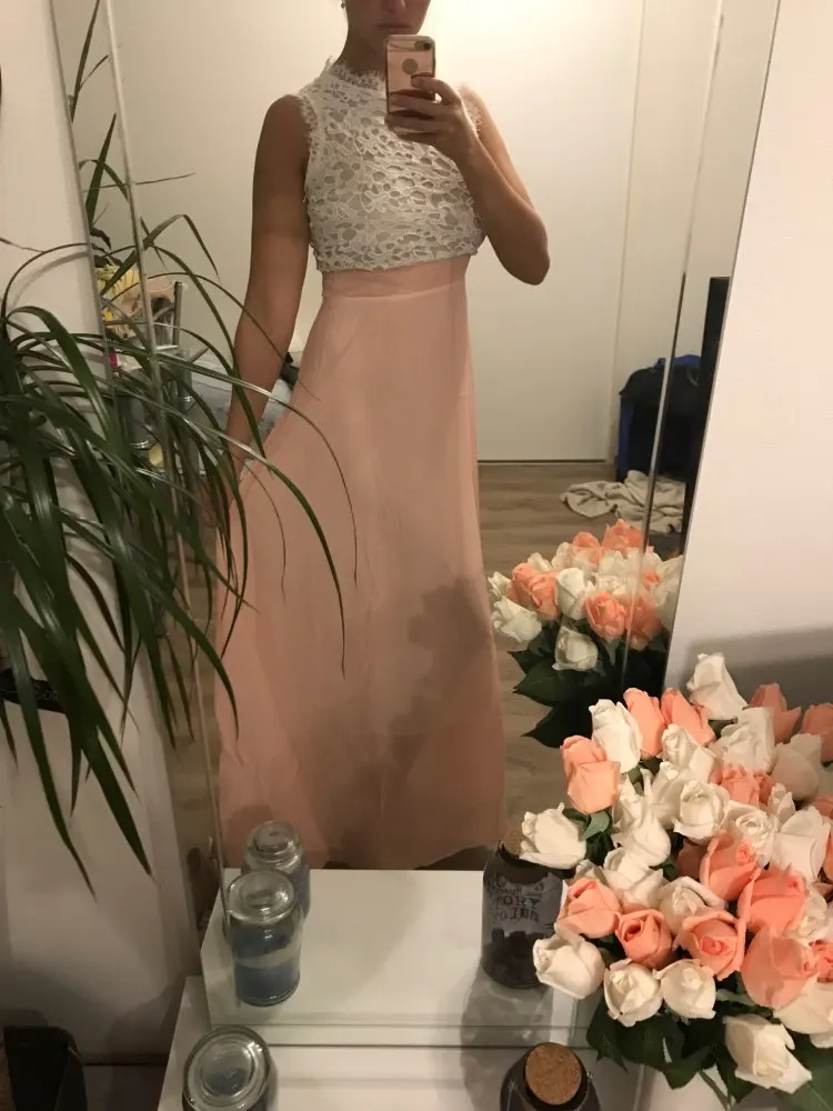 DRESSES (11)