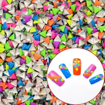 20Pcs/Lot Mix Random Colors 3mm*3mm Triangle Punk Metal Metallic Rivet Nail Art Decoration
