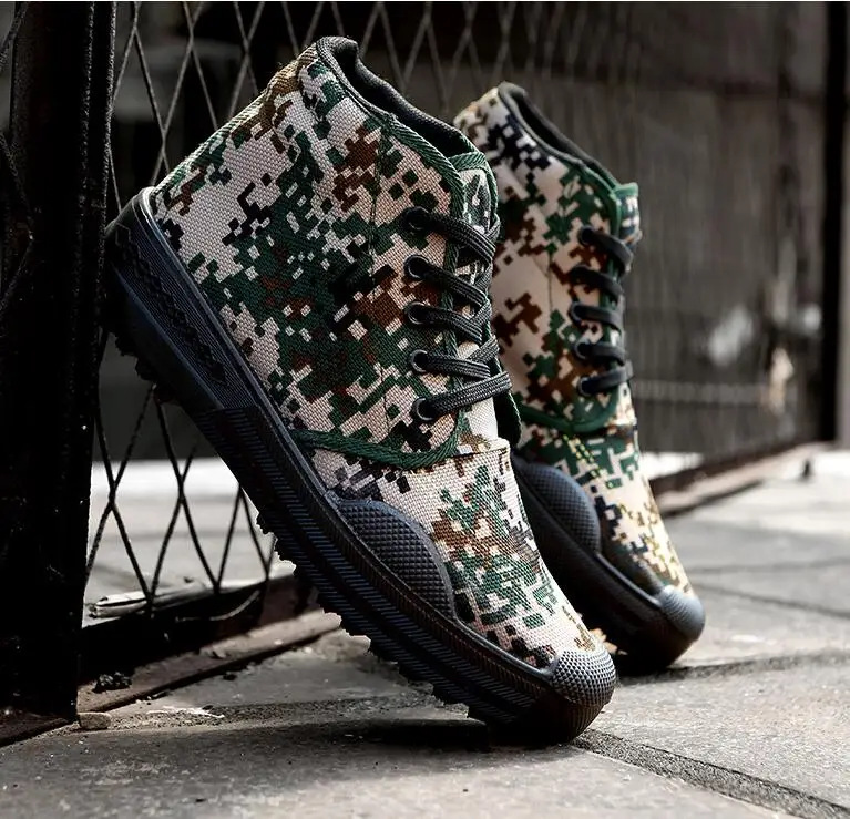 

Men's summer military shoes high to help black training shoes labor insurance site rubber shoes