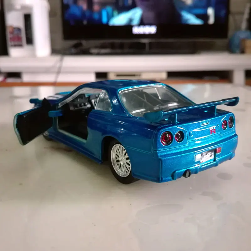 nissan skyline juguete