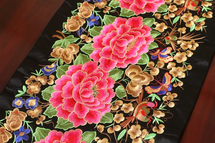 Fine Embroidery Peony Table Runners Luxury Cover Cloth Chinese style Dining Table Pads High End Silk Brocade Coffee Table Cloth Fine Embroidery Peony Table Runners Luxury Cover Cloth Chinese style Dining Table Pads High End Silk Brocade Coffee Table Cloth