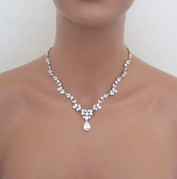 

2019 New Wedding Costume Accessories Cubic Zircon Crystal Bridal Earrings And Rhinestone Necklace Jewelry Sets For Brides
