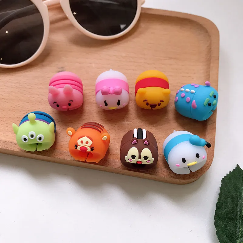 Cute Bite Cartoon Q Animal Pig Cable Protector for iPhone 6 7 8 X XS Cord Protection Protective Cover USB Charging Cable Winder Cute Bite Cartoon Q Animal Pig Cable Protector for iPhone 6 7 8 X XS Cord Protection Protective Cover USB Charging Cable Winder