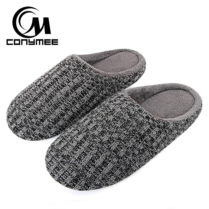 preço CONYMEE Terlik Chinelos Em Casa de Inverno de Algodão Homem Sneakers Para O Interior Erkek Pantufas Tamanho Grande Malha Chinelo De Pelúcia Quente Sapatas Dos Homens