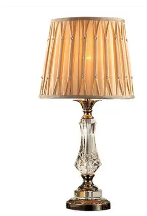 

Bedroom head of European crystal lamp.