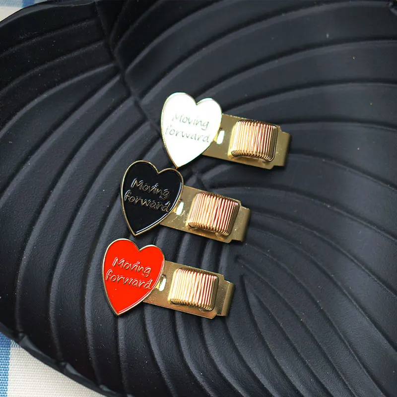 

Dokibook Drawing Heart Pen Holder Gold Metal Spring Pen Clip For Notebook Book School Office Accessories Cute Kawaii Stationery