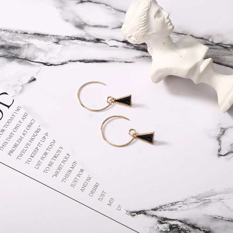 

Minimalist Drop Oil Triangle Pendant Semicircle Ear Rings for Women Girls Gold Color Alloy Fashion Geometric Earrings Jewelry