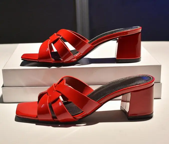Толстый каблук тапочки женская обувь Вьетнамки из натуральной кожи кросс тканые красивые шлепанцы на высоком каблуке Брендовые женские Шлёпанцы пляжная обувь - Цвет: red patent leather