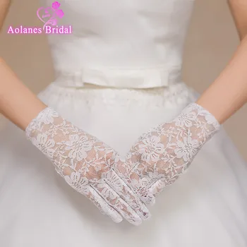 

New Arrival White And Ivory Tulle Wedding Accessories Appliques One Size Finger Wedding Gloves Short Wrist Bridal Gloves 2017