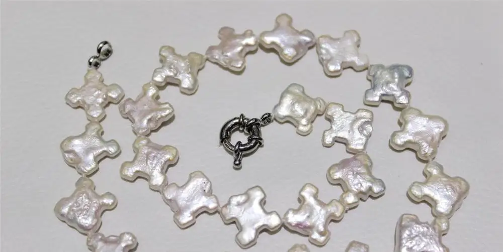 

FREE SHIPPING>>>@@ > fresh water pearl necklace White snowflake17-18mm 17INCH a(5.18)