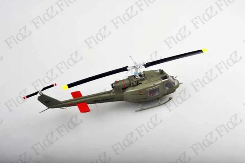 UH-1C Iroquois Huey армии США готовой 1/48 easy Model вертолет