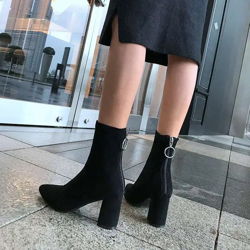 

2018 high quality metal ring flock thick high heels pointed toe zipper handmade concise style black yellow color ankle boots L06