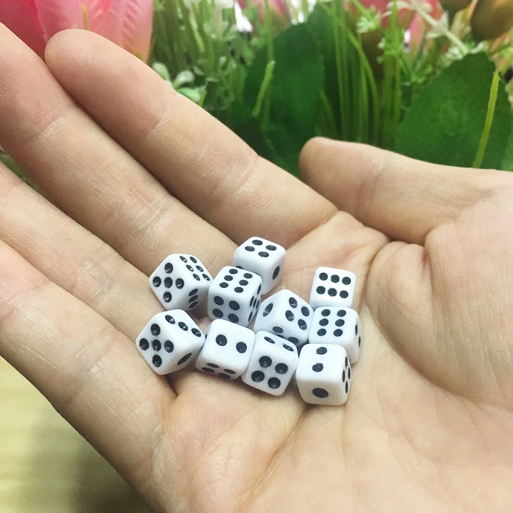 

16mm Dice Cubes for Gaming 6 Side Dice Club Party Table Playing Games RPG Tabuleiro Board Dice Plastic White Wholesale 10 Pcs